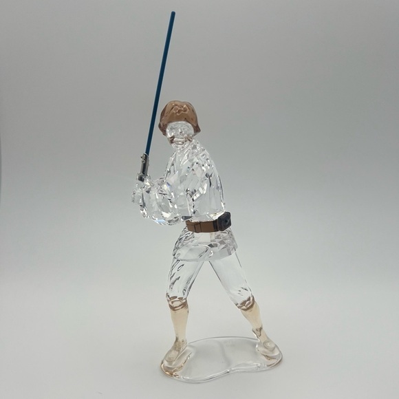 Swarovski 5506806 Luke Skywalker Figurine | Star Wars Disney Crystal Collectible - Picture 9 of 15